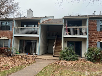 20 Crabapple Ln, Franklin Park, NJ 08823 - photo 2