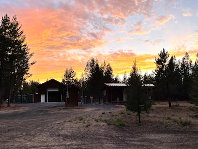 128226 Monk Ln, Crescent Lake, OR 97733 - photo 4