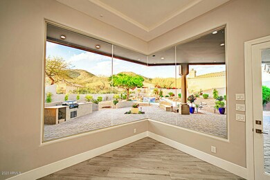 BREAKFAST ROOM