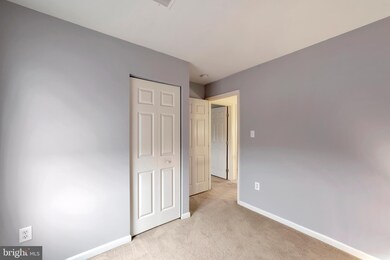 109 Larose Dr unit 3E, Coatesville, PA 19320 - photo 3