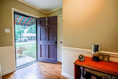 1213 1213 Kingsbury, Tyler, TX 75701 - photo 3