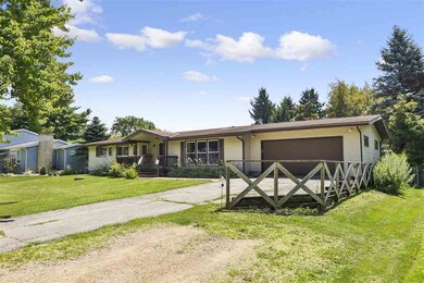 5255 W Netherwood Rd, Oregon, WI 53575 - photo 2