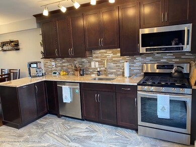 178 kitchen stove
