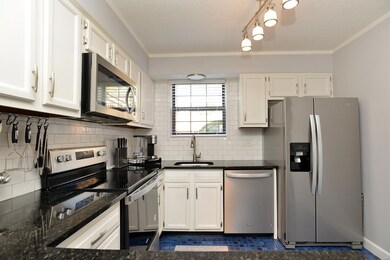Granite Countertops/Stainless Steel Appliances