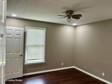 4EB6E124-B4F2-4E23-AD27-1860BAA04460_1_1