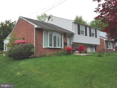 4412 Chandler Dr, Brookhaven, PA 19015 - photo 2