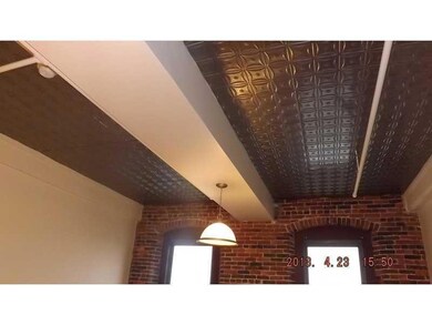 Island Terrace unit 310, Saco, ME 04072 - photo 7