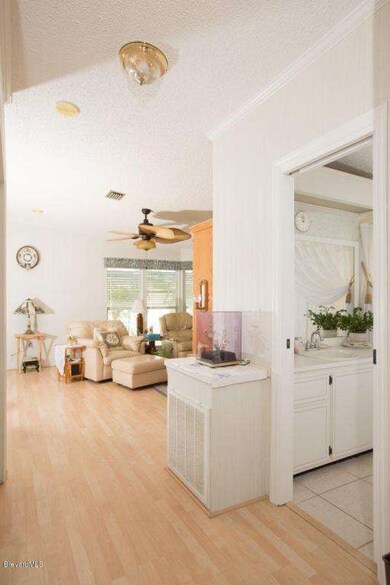 7674 Longhorn - Guest Bathroom - Family