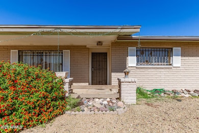 3828 W Loma Ln, Phoenix, AZ 85051 - photo 5