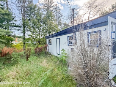 473 Cortez Rd, Jefferson Township, PA 18436 - photo 4