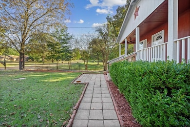 613 Tower Rd, Nacogdoches, TX 75961 - photo 3