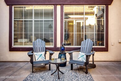 05-460 E Crescent Place-10