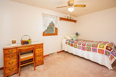 159 East St, Potosi, WI 53820 - photo 7