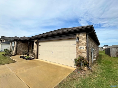 240 Wilcot Rd, Meridianville, AL 35759 - photo 2