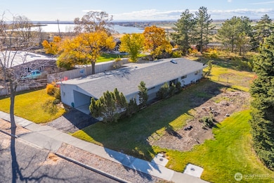 535 Castle Dr, Moses Lake, WA 98837 - photo 2