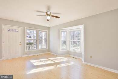 15016 Bridgeport Dr, Dumfries, VA 22025 - photo 5