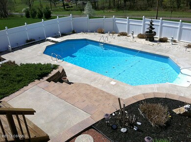 75 Brentwood Cir, Bloomsburg, PA 17815 - photo 7