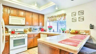 Lot's of Counter Space - Cook Here