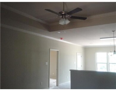 393 Crossover Dr, Pineville, LA 71360 - photo 2