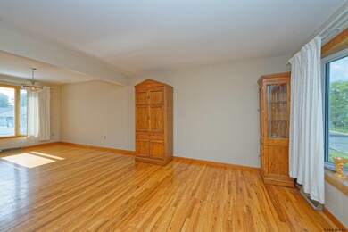 2 Wilde St, Troy, NY 12180 - photo 7