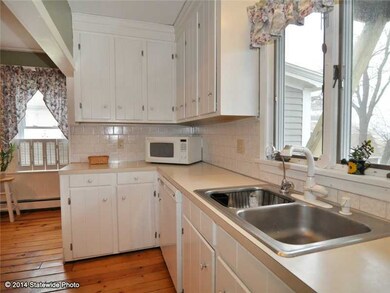 19 Sherry Ave, Bristol, RI 02809 - photo 6