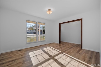 2667 Apple Creek Dr, Saint Louis, MO 63129 - photo 6