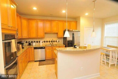 881 Hidden Marsh St, Gaithersburg, MD 20877 - photo 6