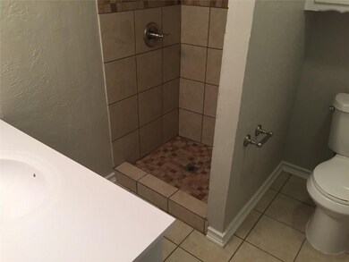 3905 Sharry Ln, Oklahoma City, OK 73111 - photo 4