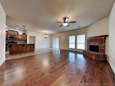 unlisted-address, Owasso, OK 74055 - photo 2
