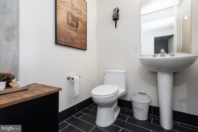 Silo Point, Baltimore, MD 21230 - photo 6