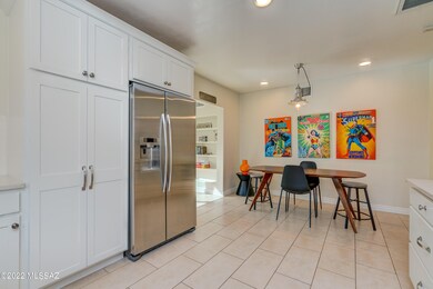kitchendiningroom