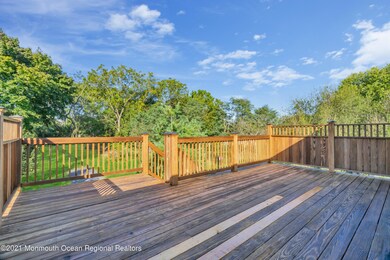 WOOD DECK