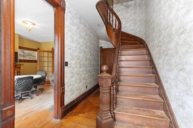 242 W Locust St (3)
