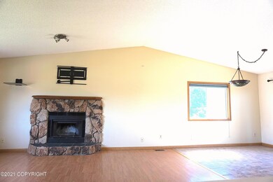 8740 Carter Cir, Anchorage, AK 99507 - photo 3