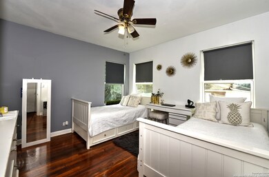 222 Claywell Dr, San Antonio, TX 78209 - photo 5