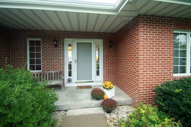 932 Autumn Woods Ln, Oregon, WI 53575 - photo 2