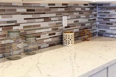 13694 Karen St, Williston, ND 58801 - photo 7