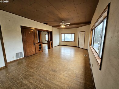 32373 Jp West Rd, Scappoose, OR 97056 - photo 6