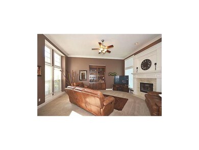 Family room 2