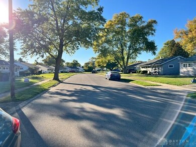 352 Skyview Dr, Vandalia, OH 45377 - photo 5