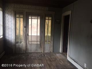 160 Buttermilk Rd, Falls, PA 18615 - photo 7