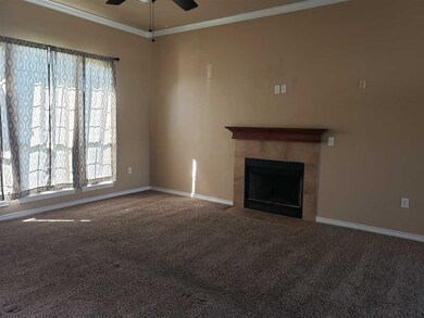 205 NW Cherry Ave, Cache, OK 73527 - photo 3