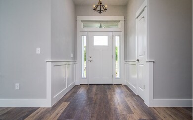 914 SW Mandiba Dr, Lake City, FL 32024 - photo 2