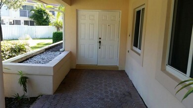 10136 NW 43rd Terrace, Doral, FL 33178 - photo 4