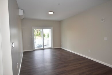 217 Rockingham Rd unit 204, Londonderry, NH 03053 - photo 4