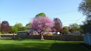 726 Sycamore Ln, Bluffton, IN 46714 - photo 5