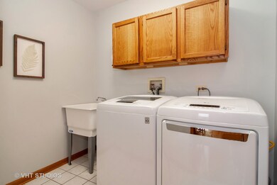 1503 Carlyle Rd, Naperville, IL 60564 - photo 7