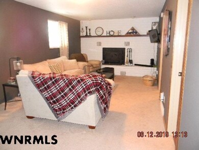 2025 Cheyenne Dr, Scottsbluff, NE 69361 - photo 4