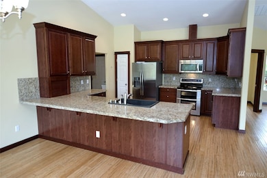 14848 Rainier View Dr SE, Yelm, WA 98597 - photo 6