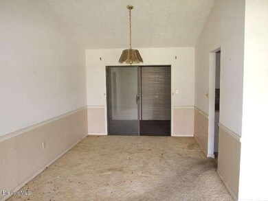 dining room.JPG